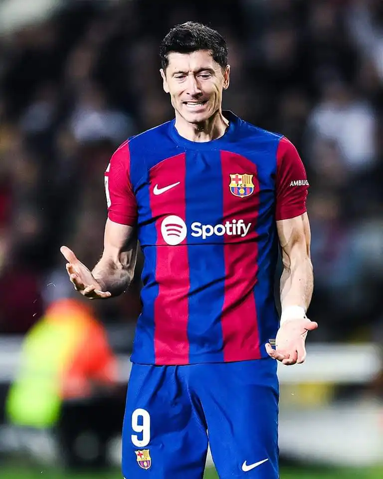 FC Barcelone : Que se passe-t-il avec Robert Lewandowski ?
