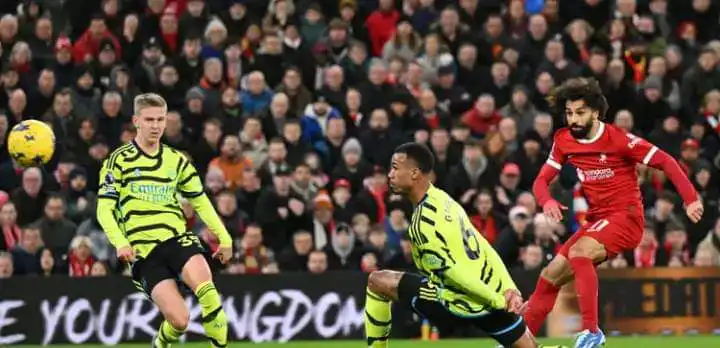 Choc de titans en Premier League : Liverpool et Arsenal se neutralisent dans un 1-1 palpitant