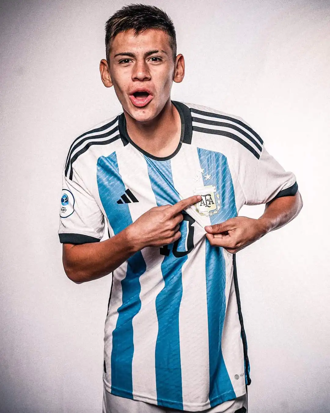 Manchester City poursuit sa quête pour recruter un prodige argentin
