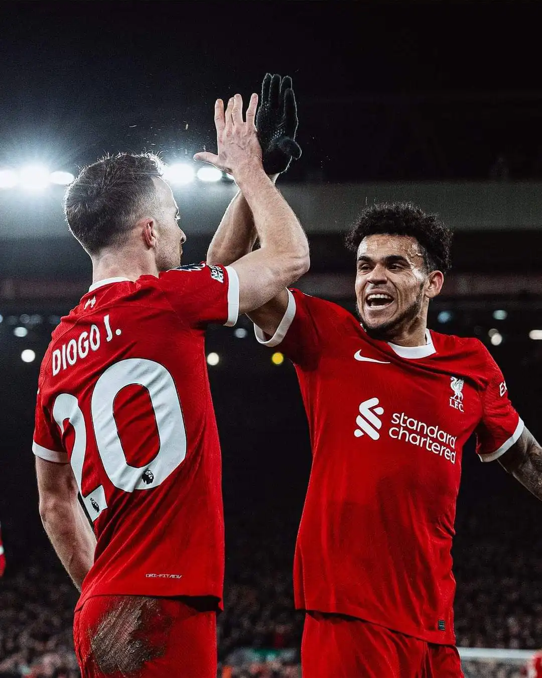 Premier League : Liverpool corrige Chelsea et consolide sa place de leader