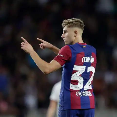 Deux clubs de Premier League à l'assaut de Fermín López