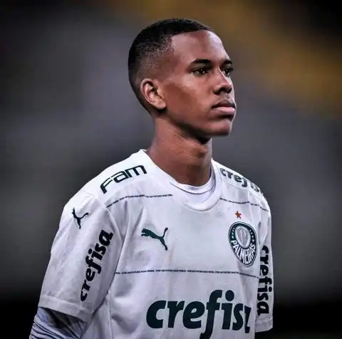 Barcelone se retire de la course pour "Messinho" de Palmeiras : Chelsea et le PSG en tête