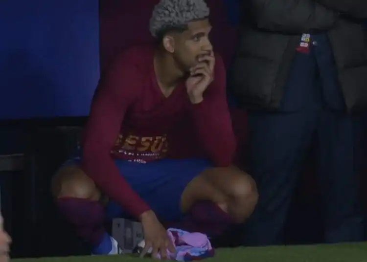 FC Barcelone : Ronald Araujo, l'erreur fatale qui coûte cher !