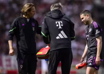 Bayern Munich : Raphaël Guerreiro forfait pour le choc contre le Real Madrid en Ligue des champions
