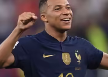 Kylian Mbappé sous le maillot de l'équipe de France