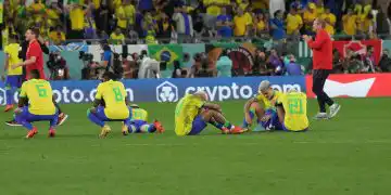 12/09/2022, Education City Stadium, Doha, QAT, World Cup FIFA 2022, quarterfinals, Croatia vs Brazil, in the picture Enttasucte Brazilian players, Brazil's forward Neymar - Photo by Icon sport