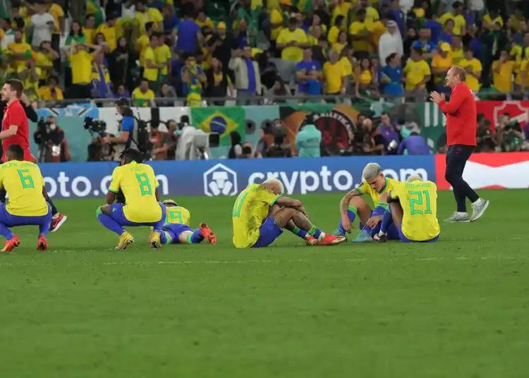 12/09/2022, Education City Stadium, Doha, QAT, World Cup FIFA 2022, quarterfinals, Croatia vs Brazil, in the picture Enttasucte Brazilian players, Brazil's forward Neymar - Photo by Icon sport