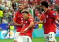 epa13083869 Emam Ashour of Egypt (2L) celebrates scoring the 1-0 with teammates during the FIFA World Cup 2026 Round of 32 match Australia against Egypt, in Dallas, USA, 03 July 2026.  EPA/JEFFREY MCWHORTER (MaxPPP TagID: epalivenine188199.jpg) [Photo via MaxPPP]
