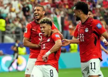 epa13083869 Emam Ashour of Egypt (2L) celebrates scoring the 1-0 with teammates during the FIFA World Cup 2026 Round of 32 match Australia against Egypt, in Dallas, USA, 03 July 2026.  EPA/JEFFREY MCWHORTER (MaxPPP TagID: epalivenine188199.jpg) [Photo via MaxPPP]